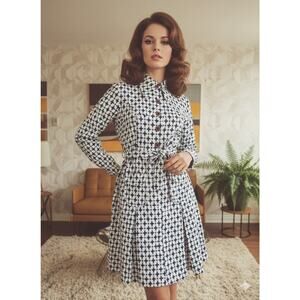 DENISE ARE HERE! Vintage 1970s Navy White Tweed Secretary Office Mini Dress